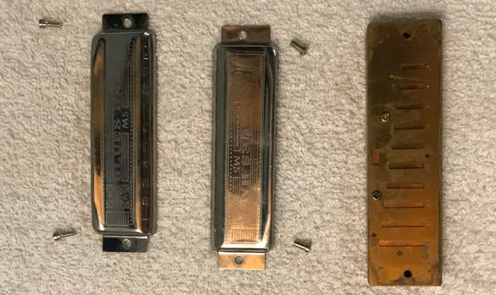 How to Clean a Harmonica 5